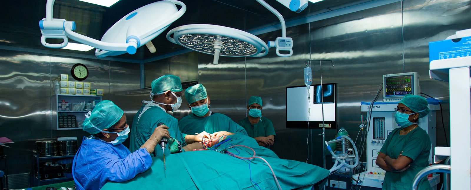 Class-100 Laminar Airflow Twin OT