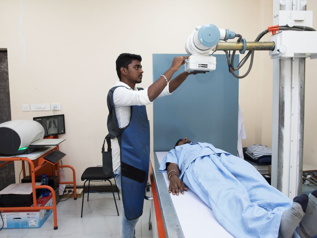 24/7 Diagnostic Pathology Lab & Digital X-Ray